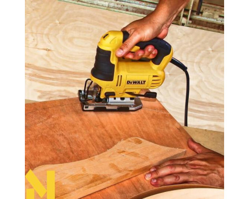Лобзик електричний DeWALT DWE349