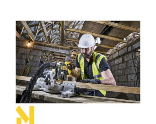 Пила торцювальна DeWalt DWS774