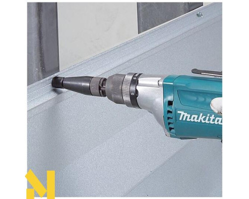 Шуруповерт мережевий Makita FS2700
