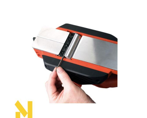 Рубанок електричний Black&Decker KW712KA