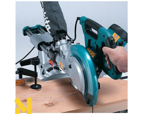 Пила торцювальна Makita LS1018L