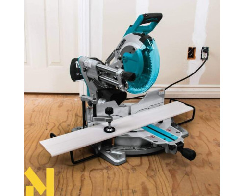 Пила торцювальна Makita LS1019L