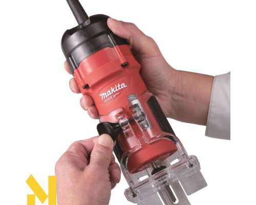Фрезер Makita M3702