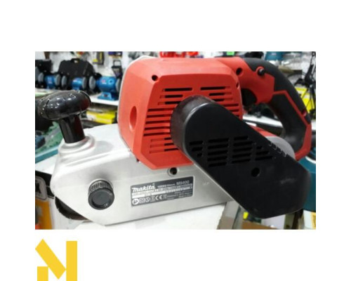 Шліфмашина стрічкова Makita M9400