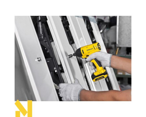 Гвинтоверт акумуляторний Stanley SCI121S2K
