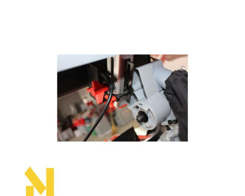 Пила торцювальна Holzmann TK 305