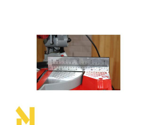 Пила торцювальна Holzmann TK 305